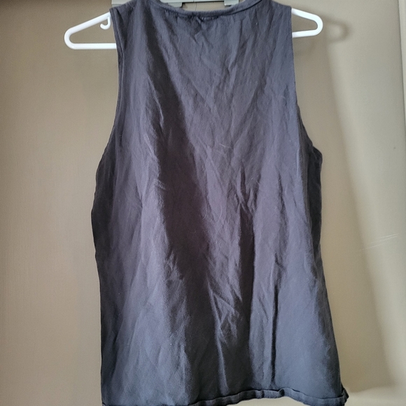 Pineapple tank top - Picture 2 of 3